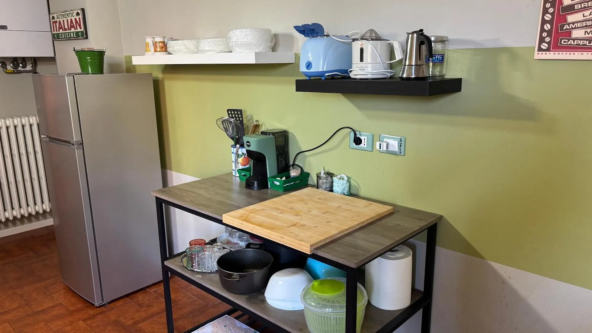 Apartamento Mascagni House - Climatizzato - Ampio E Confortevole - Parcheggio Comodo Gratuito Imola Italia